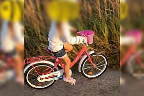 Kobieta ostrzega przez "zbieraczami" Ktoś podjechał i zabrał dziecku rowerek...-84038