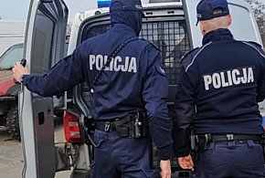 Nawet dwa razy dziennie wchodzili do jakiegoś domu. Te liczby dają do myślenia-86851