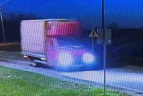 To auto może mieć związek z wypadkiem! Policja publikuje zdjęcie i prosi o pomoc