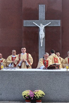 Dzień Wszystkich Świętych 2025 w Gostyniu-13568