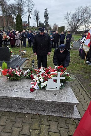 Uroczystości upamiętniające 86. rocznicę rozstrzelanych-13668