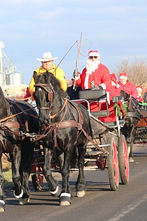 Mikołajkowy korowód w nowy składzie w Starej Krobi-13665