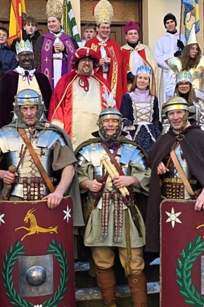 Orszak Trzech Króli przeszedł ulicami Gostynia-13739