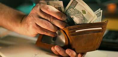 Nie wszyscy mogą sobie pozwolić. Niektórzy planują wydać mniej niż 100 zł...-85358