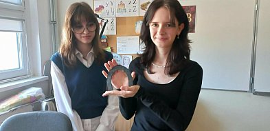 Dwie uczennice liceum, chcą ocalić to, czego już prawie nie ma. Czy im się uda?