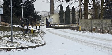 Remont się opóźnia. Przeszkody są dwie. Pierwsza to kolizja, druga pozwolenie...