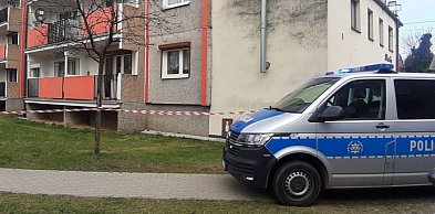 Tragedia wisiała w powietrzu!. Chwycił za nóż i dwa razy dźgnął własnego ojca