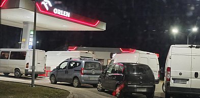 Kierowcy patrzą na pylony z obawą? Kolejki na stacjach na pewno nie pomogą