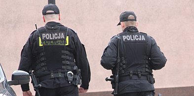 Zaczęło się od wybryku przy gostyńskim sądzie. Skończyło w celi i z zarzutami