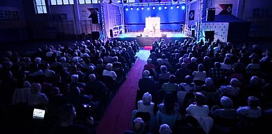 Drwinom nie było końca! Formacja Chatelet nie oszczędziła tego wieczoru nikogo