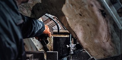 Obróbka CNC w nowoczesnym przemyśle - co warto wiedzieć?