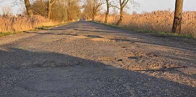 Kierowcy mieli dość, a mieszkańcy alarmowali. Remont drogi się rozpoczął