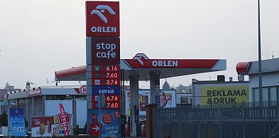 Zmiana z dnia na dzień. Takie ceny paliw kierowcy zobaczyli dziś rano na stacjach