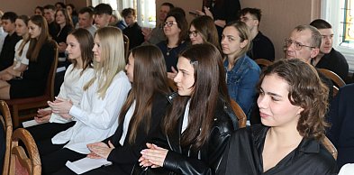 Rekordowe rozdanie w starostwie. Po 2 tysiące złotych na osobę, ale nie od razu