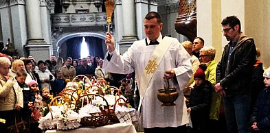 Święconka to coś więcej niż tradycja. Ten moment wciąż gromadzi tłumy ...