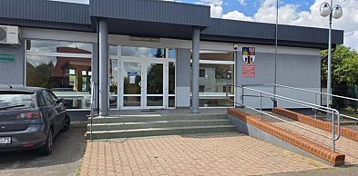 Prawie godzina czekania, a w środku żywej duszy? To mu się nie spodobało