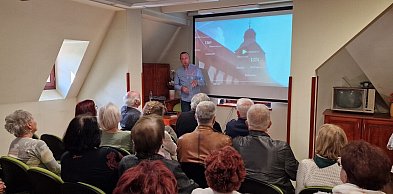 Ślady zapisane w drewnie. Prelekcja o najstarszych świątyniach