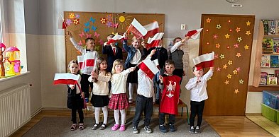 Wspólne chwile dumy, najmłodsi poznawali znaczenie patriotyzmu
