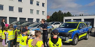 Radiowóz i odciski dłoni. „Motyle” z wizytą u policjantów