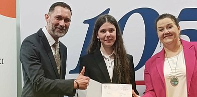 Chemiczne równanie sukcesu zaprowadziło uczennicę do Poznania
