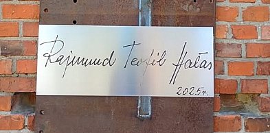 Muzeum Stolarstwa i Biskupizny. Nowa tablica pamięci na budynku