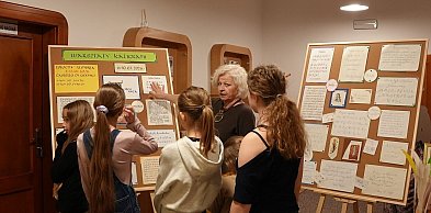 Od starodruków po tablety. Gostyńska biblioteka połączyła dwa światy