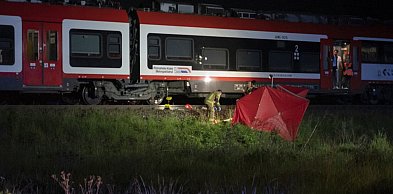 Młody mężczyzna pod kołami pociągu. Przeżył dramatyczne zderzenie