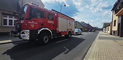 19-letni kierowca wyjeżdżał z posesji. Wtedy to się stało. Policja wskazała...