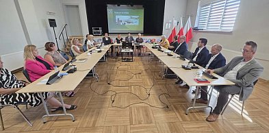 Sprawa się ciągnie, a droga do celu daleka. Mieszkańcy tracą już cierpliwość