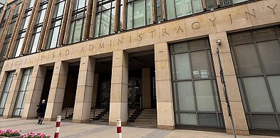 Postawili halę, a sprawa trafiła do sadu. Właśnie zapadł wyrok. Powiat się cieszy