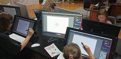 Komiksowa pasja połączyła naukę z praktyką.Warsztaty odbyły się w Mediatece