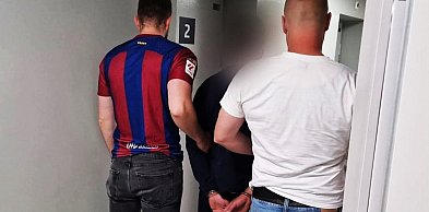 Z Czech prosto do więzienia. Tak zakończyła się ucieczka 42-latka z Gostynia