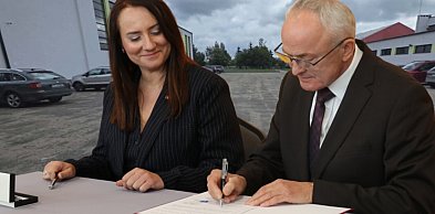 Zostanie wkopany w ziemię i pomieści 300 osób. To będzie pierwsze takie miejsce...