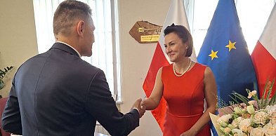 Zaufanie na kolejną kadencję. Burmistrz podjął decyzję dotyczącą szkoły