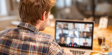 Home office bez zakłóceń. Dlaczego szybki światłowód to podstawa stabilnej...