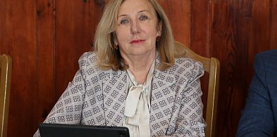Nie było fanfar i uścisku dłoni. Za to na koniec sesji odczytano list. Chodzi o...-82836