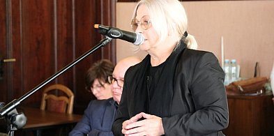 Nawiązała do śmierci młodej pacjentki w szpitalu. Emocje wystrzeliły pod sufit!-84101