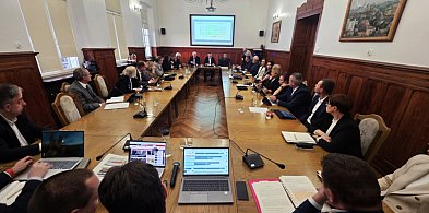 Decyzja zapadła. Nowy rok, nowe stawki. Tyle zapłacą mieszkańcy i firmy...-85314