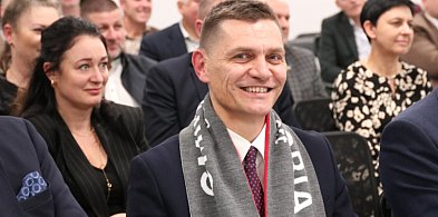 Pod choinką zamiast skarpet będzie podwyżka? Pewnie każdy, by tak chciał...-85611