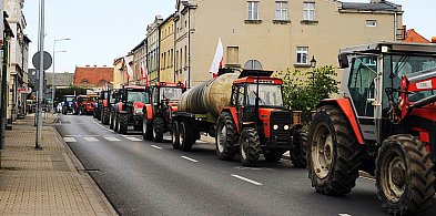 Rolnicy szykują protest. Wyjadą na drogi naszego regionu. W sieci krąży mapa-86149