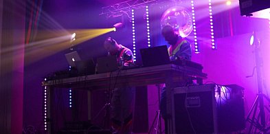 Za Sylwestra chcą 2170 zł! Podali też inne ceny. Dla "obcych" będzie dużo drożej-86176