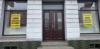 Po 17 latach znika z handlowej mapy Gostynia. Właściciele sklepów nie mają dziś...-86578