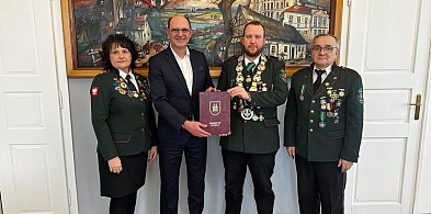 Zainwestowali tam nawet 200 tys.! Teraz przez 25 lat nie będą płacić...-86767