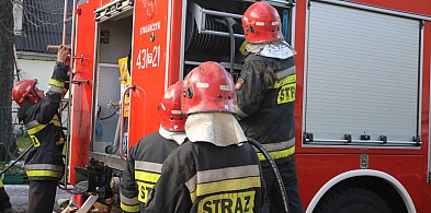 Pożar przy centrum handlowym! Strażacy wykorzystali również specjalną kamerę...