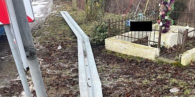 Auta wpadały w poślizg i uderzały o skarpę. Efekt? Zniszczona konstrukcja...