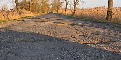 Kierowcy mieli dość, a mieszkańcy alarmowali. Remont drogi się rozpoczął