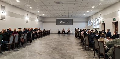 Awantura na zebraniu w Brzeziu! Kłótnie, wychodzenie z sali i wzajemne pretensje