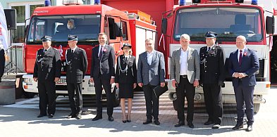 Strażacy z Krobi oddali swoje wozy. Jeden pomoże w sąsiedztwie, drugi w Ukrainie