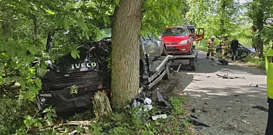 Wszystko działo się w ułamku sekundy! 18-latek stracił panowanie na łuku drogi