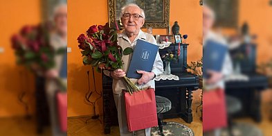 Pozytywne nastawienie do życia i ludzi. To jego recepta-82600